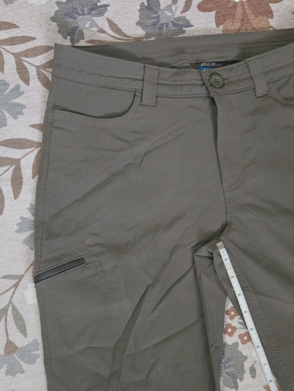 Womens Eddie Bauer First Ascent Cargo Pants Size 10 Okive Green - Picture 4 of 8
